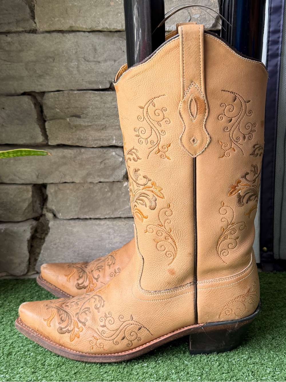 Old West Tan Leather Floral Scroll embroidery Women’s Cowgirl Boots